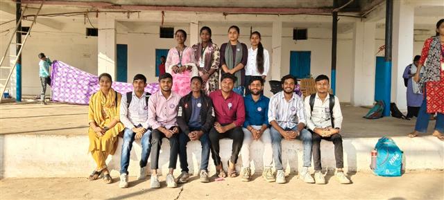 रासयो स्वयंसेवकों  द्वारा  सियादेवी मे स्वच्छता अभियान-Shahid Durwasa Nishad Government College Arjunda District Balod, C.G.